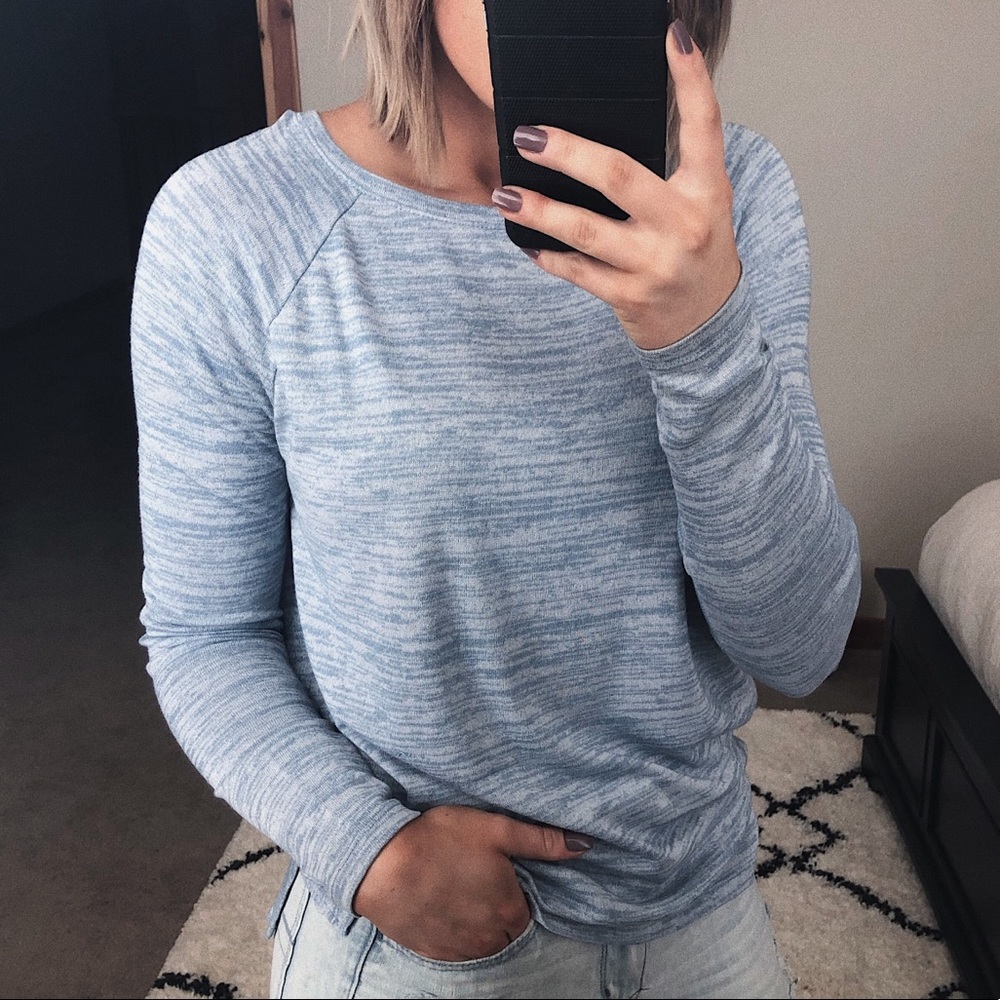 Gap Athletic Long Sleeve Cotton Shirt